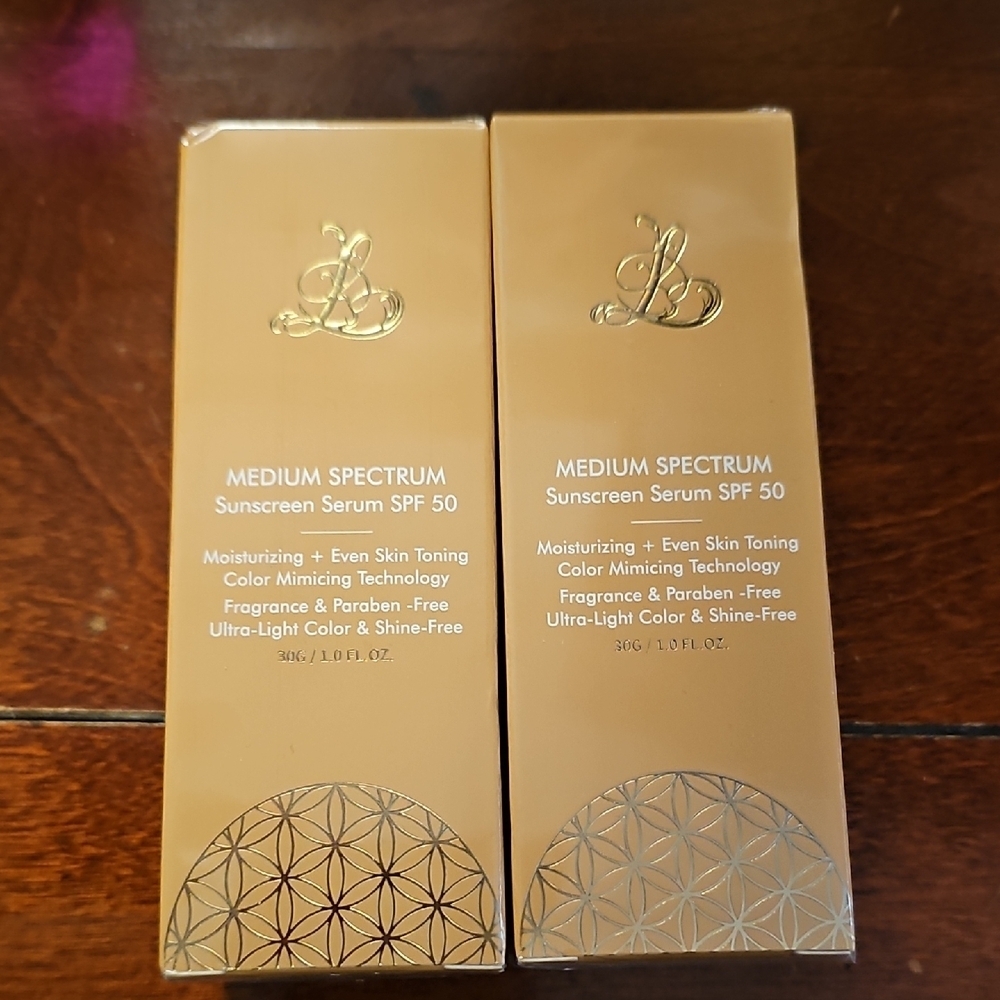 Unique Spectrum Medium Spectrum Sunscreen Serum SPF 50 - Gold
